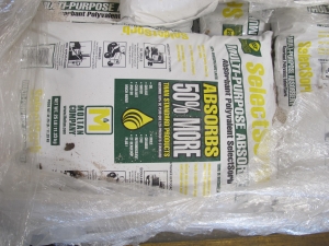 (12 25LB BAGS) SLECTSORB MULTI-PURPOSE ABSORBENT. LOADING & HANDLING FEE $15-4180